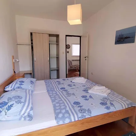 Unit_type_semidetached_house 7025 오레비츠